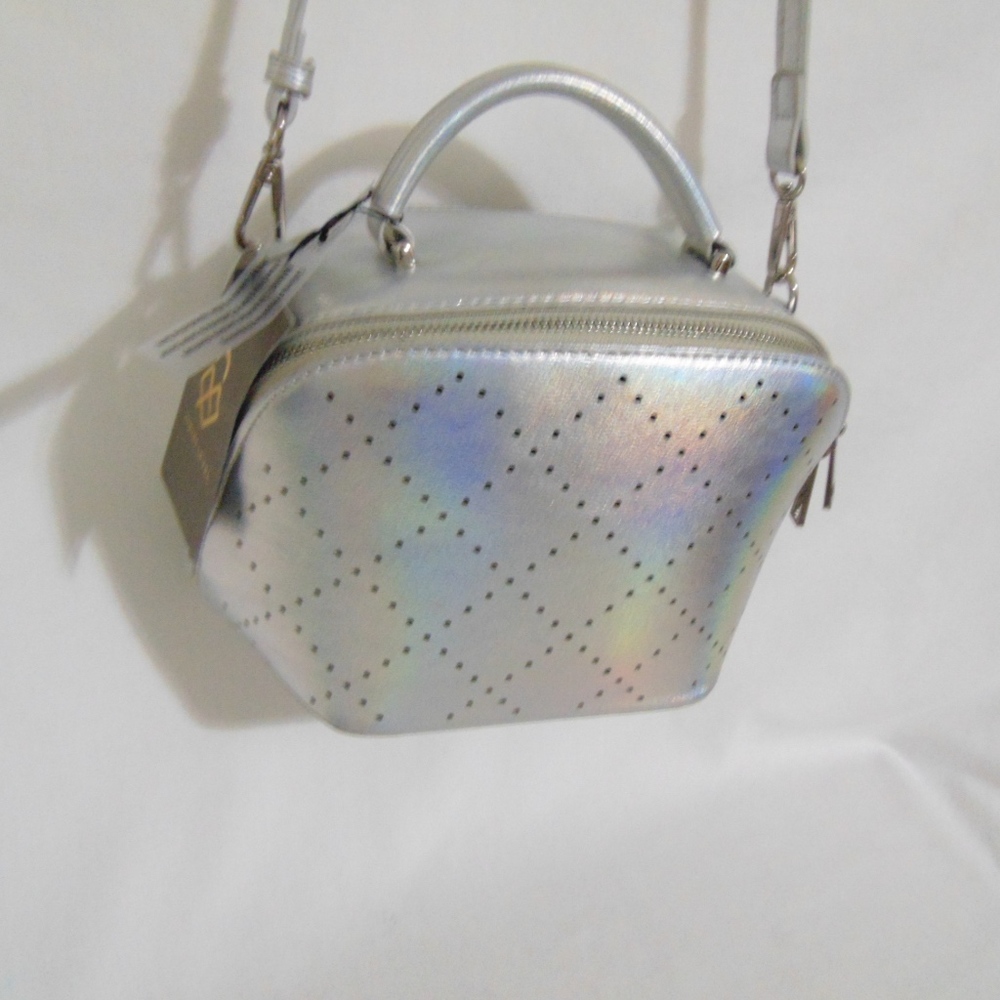 Street Level Silver Metallic Crossbody - Picture 3 of 8